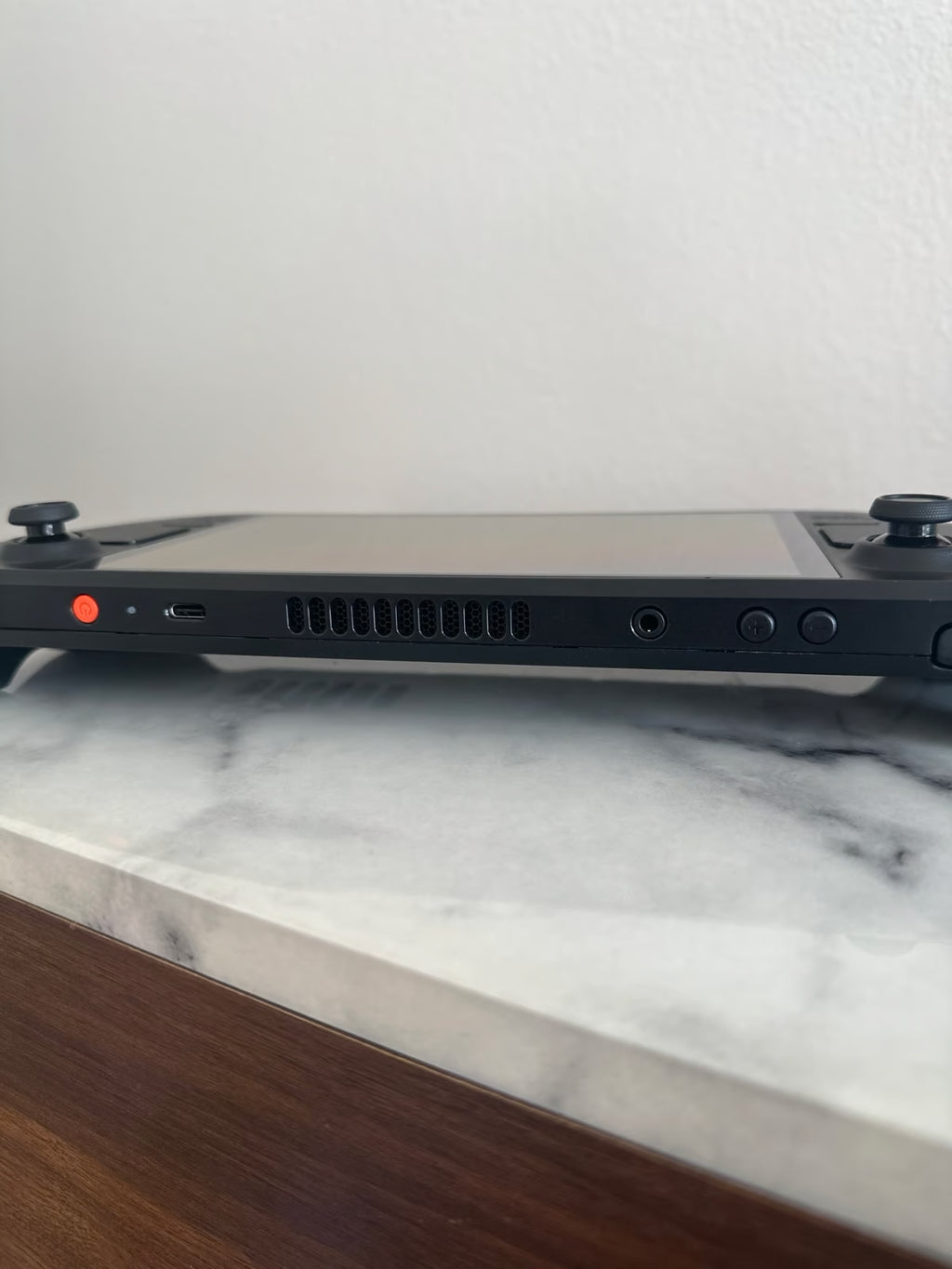 Steam Deck OLED 512gb with extra dock 1F32