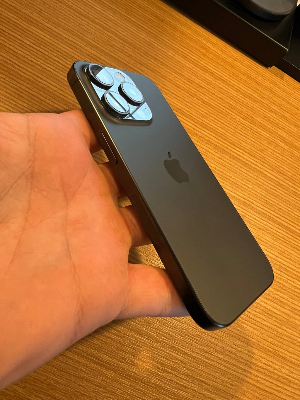 Apple iPhone 15 Pro 512gb Black Titanium UNLOCKED 3D66