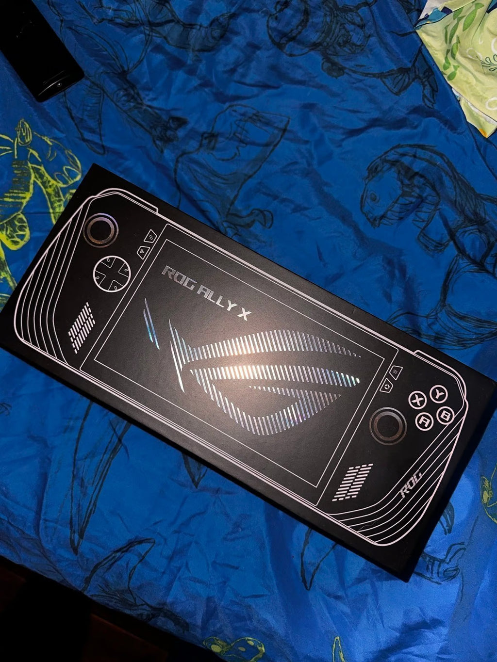 ASUS rog ally x 2U77