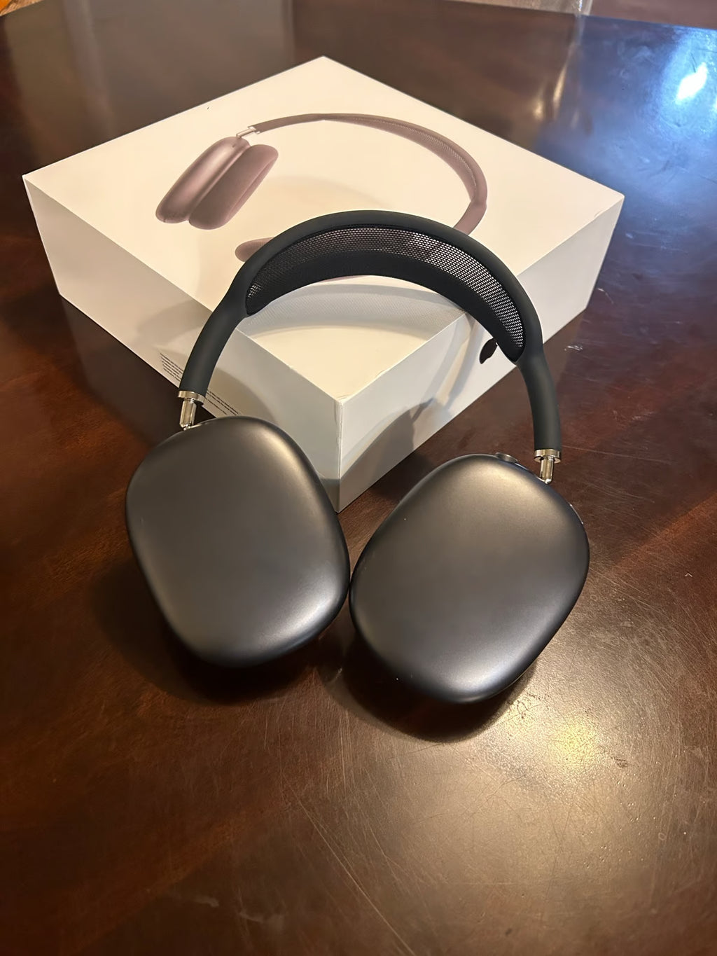 Apple AirPods Max Wireless Over-Ear Headset - Space Gray 5U26