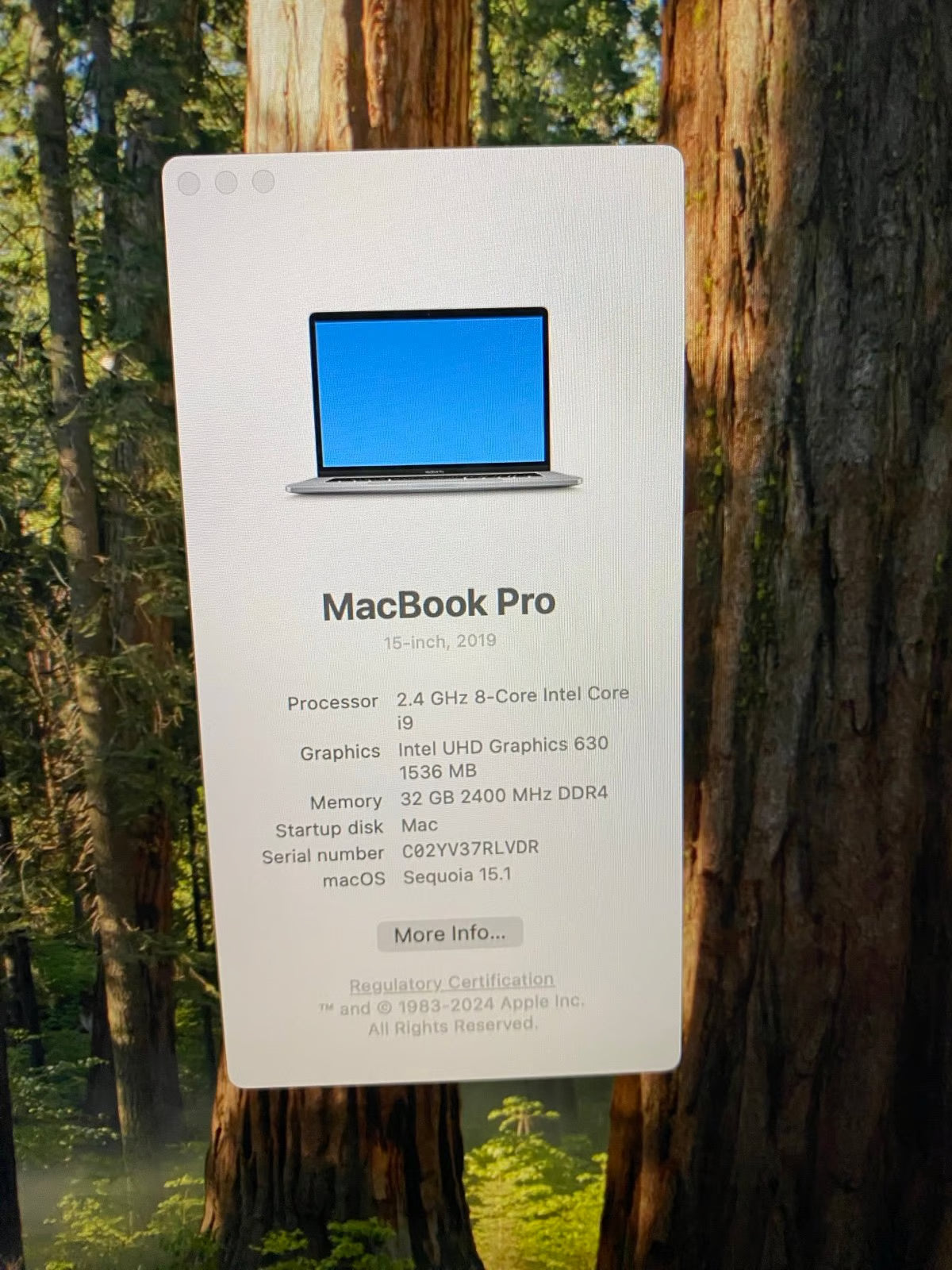 MacBook Pro 2019 Core i9 32gb Ram 512gb ssd 15 inch touchbar Radeon Pro Vega 16 5S88