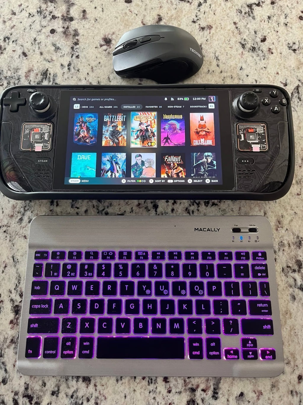 steam deck 1tb with Bluetooth mouse + keyboard 5S59