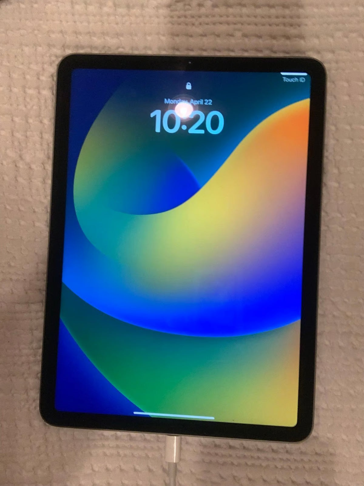 Apple iPad Air 5th Generation 64 GB 3G18