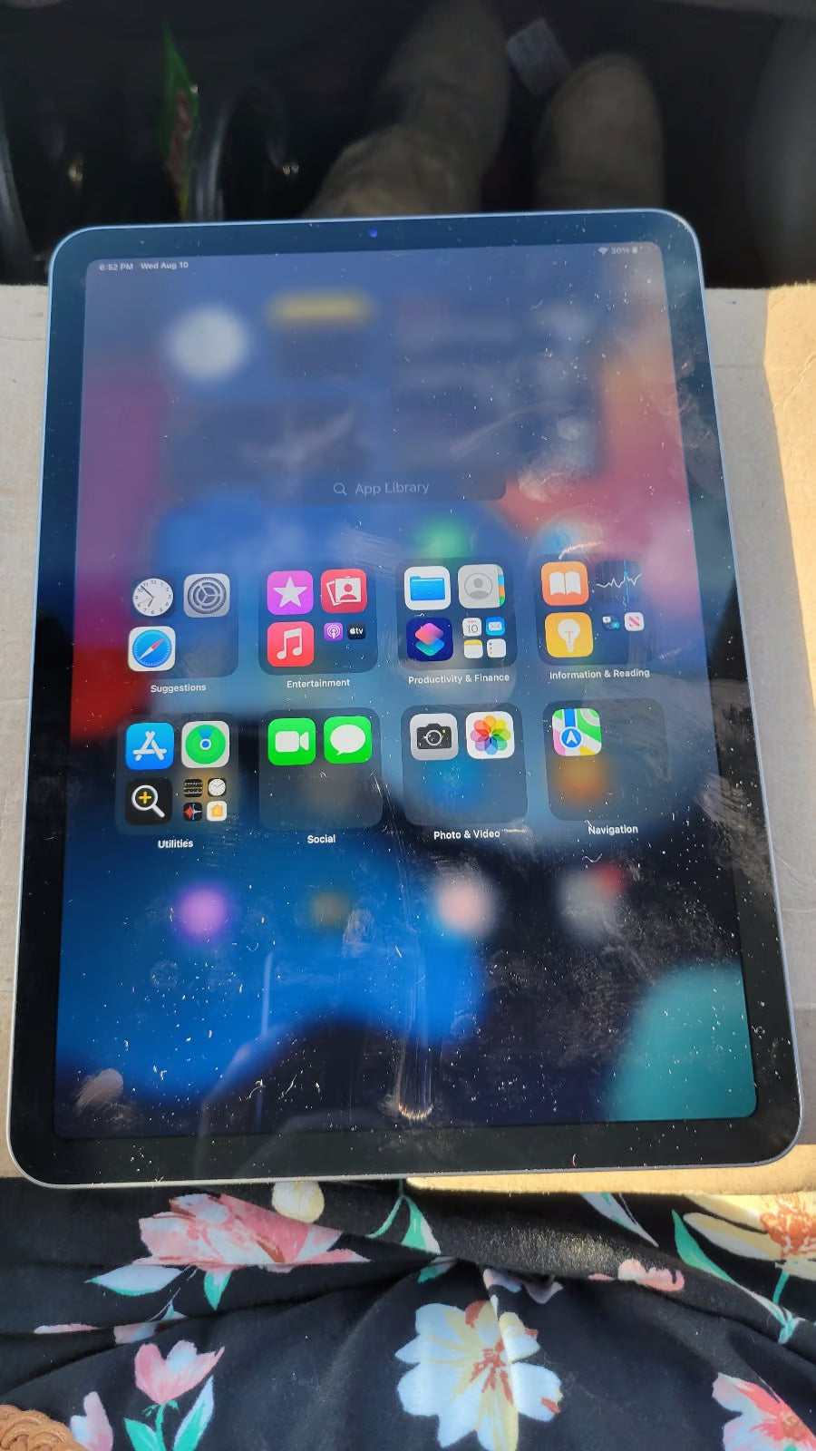 Apple iPad Air 4th Generation 256 GB 7O33