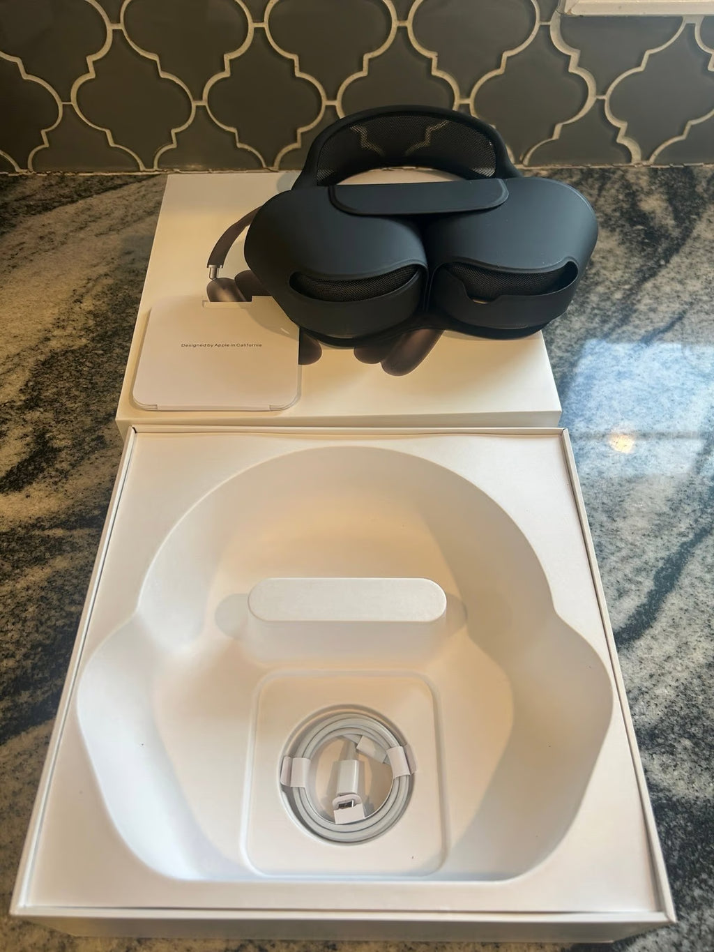 New AirPods Max Space Grey 9L87