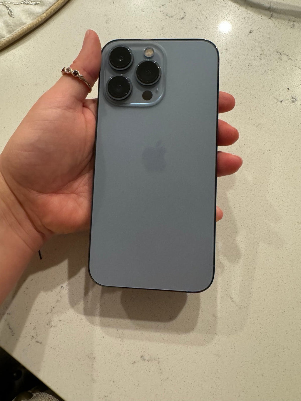 Apple iPhone 13 Pro unlocked. Perfect condition 6J68