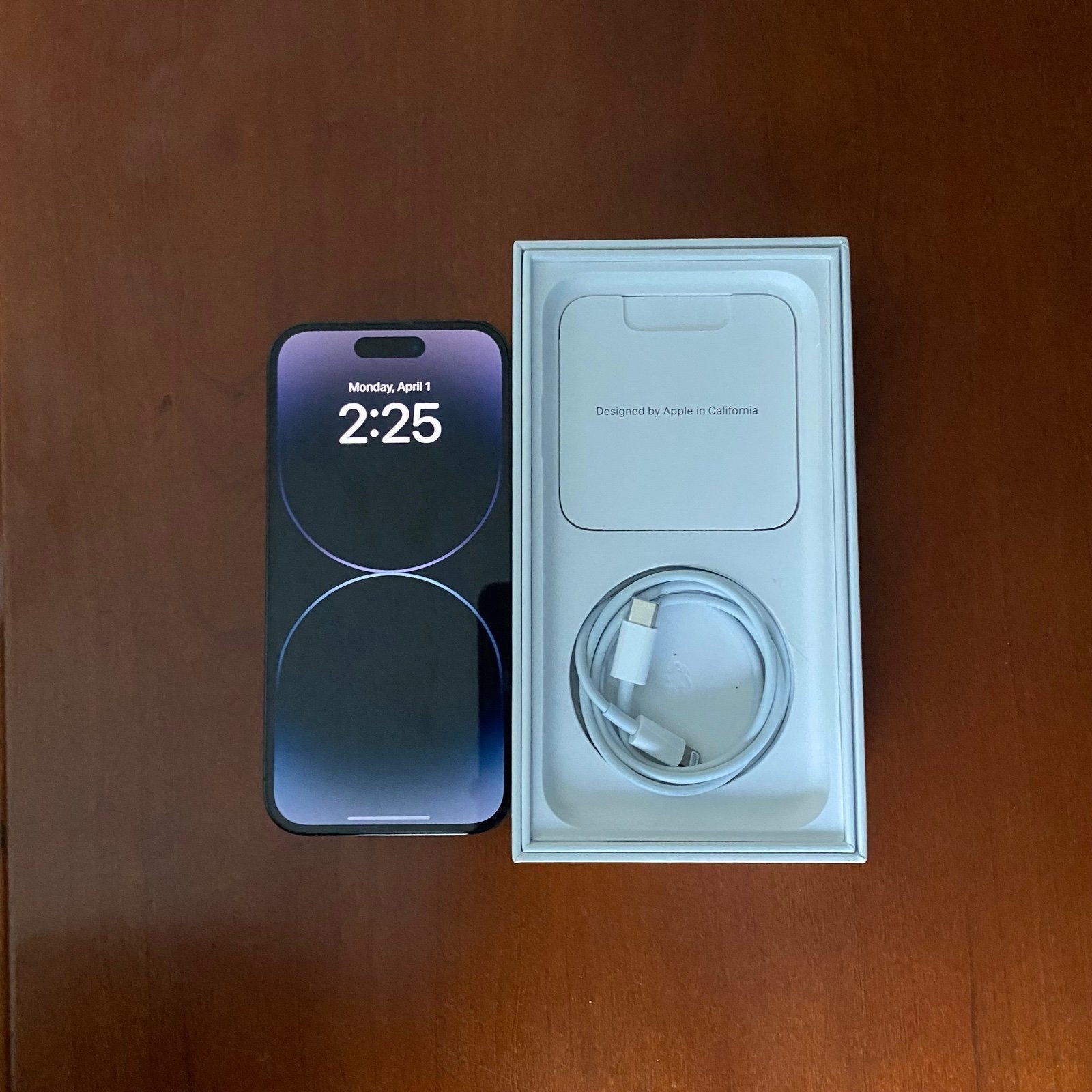 Apple iPhone 14 Pro 128 GB in Space Black Unlocked 8Z89