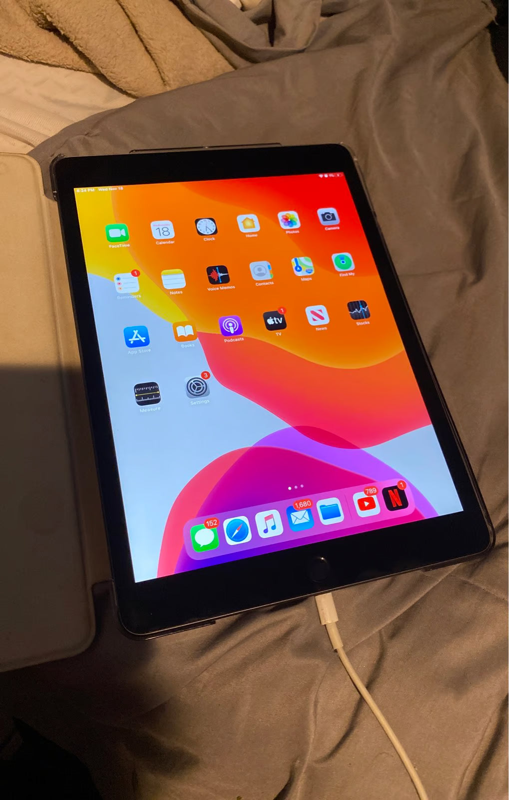 iPad Air 7th generation Space Gray 9O91