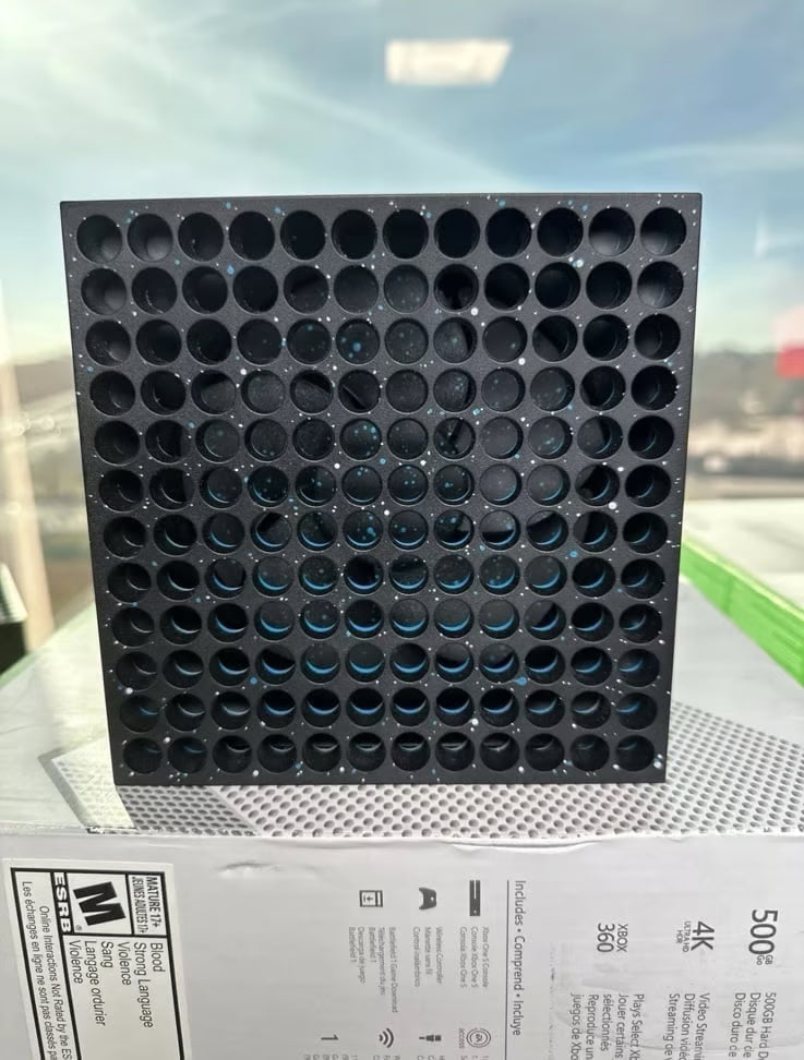 Xbox Series X Halo Infinite Limited Edition Console 7B87