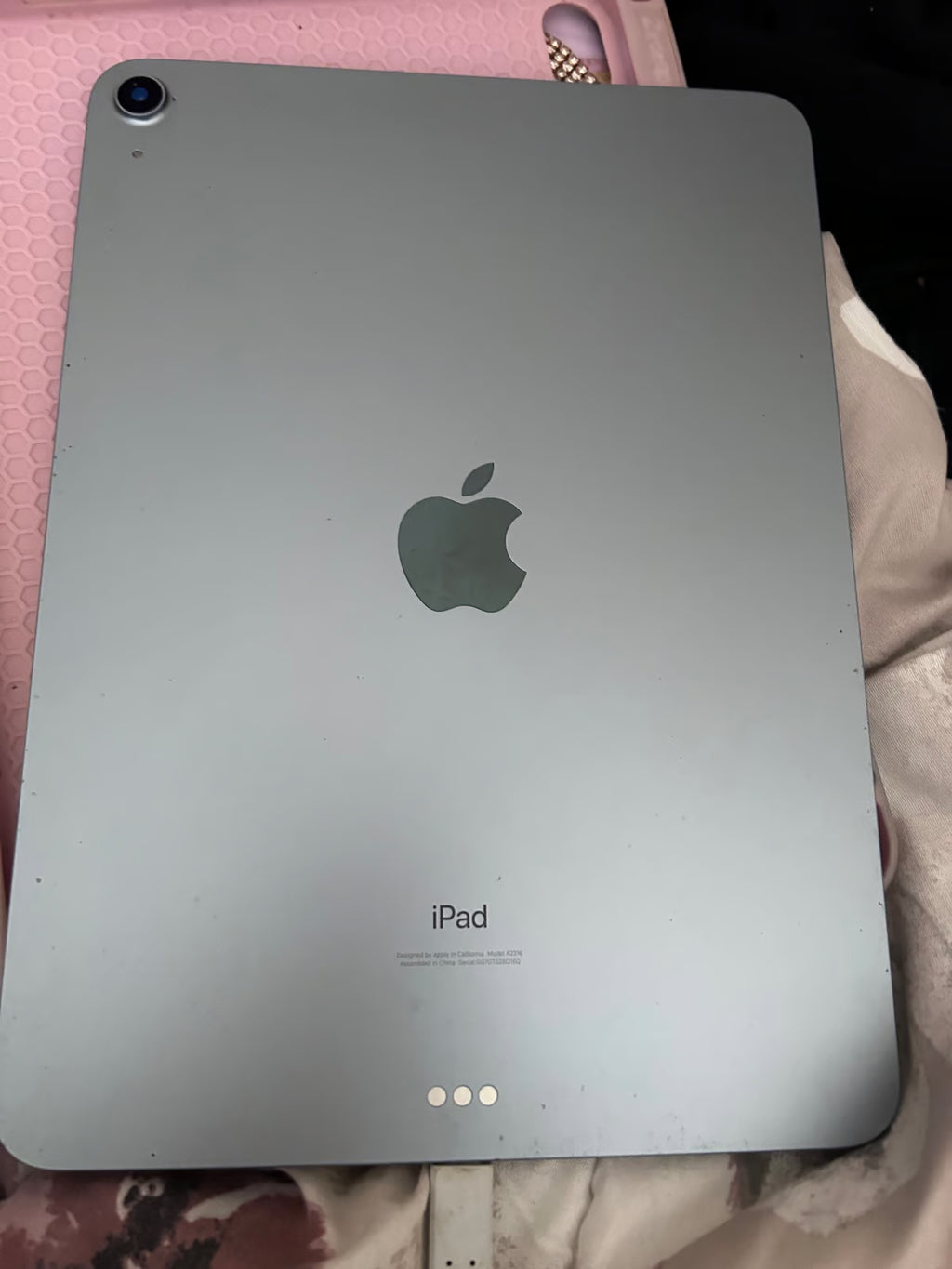 Apple iPad Air 4th Generation 64 GB in Blue 3T15