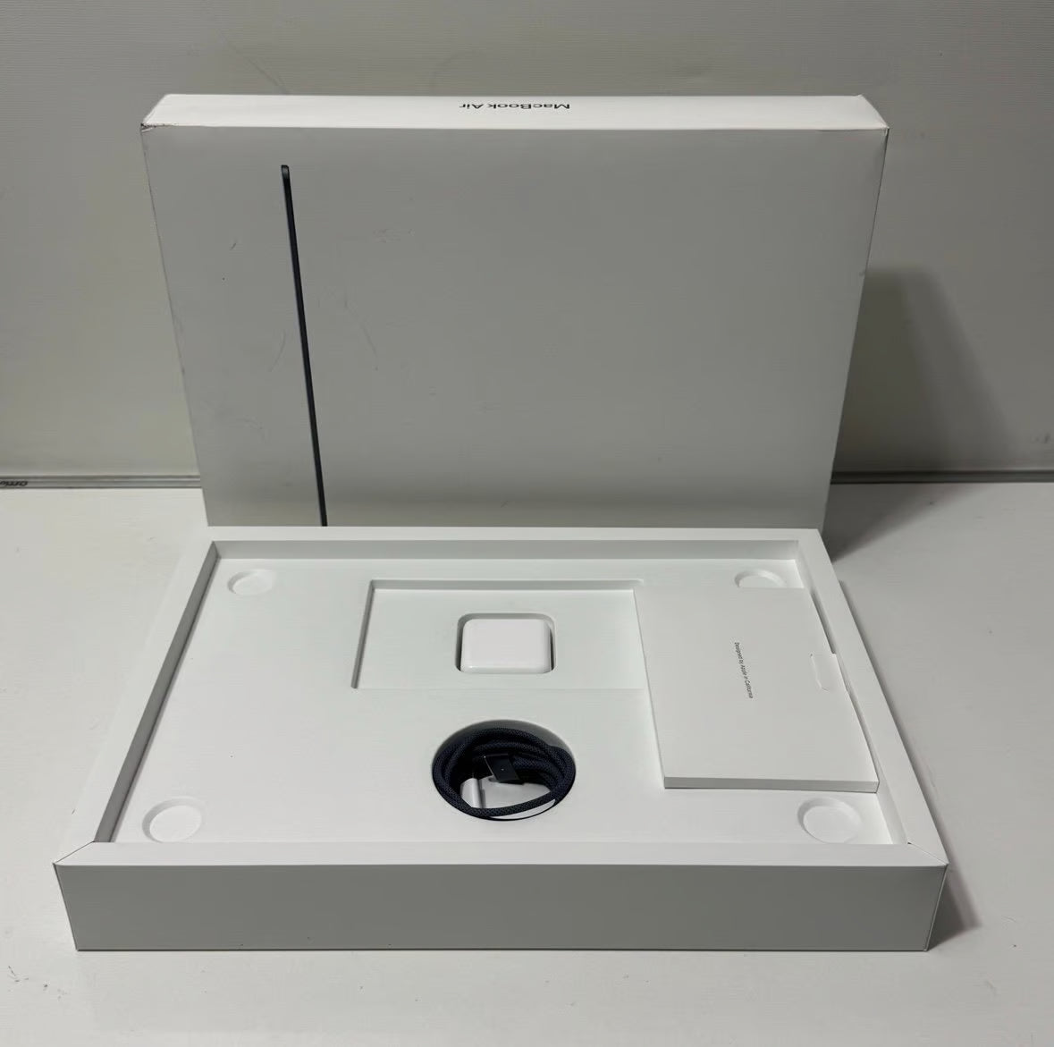 Apple MacBook Air 15in 512GB & 8GB RAM *2023* ONLY 18 CYCLES. 100% Health 6N83