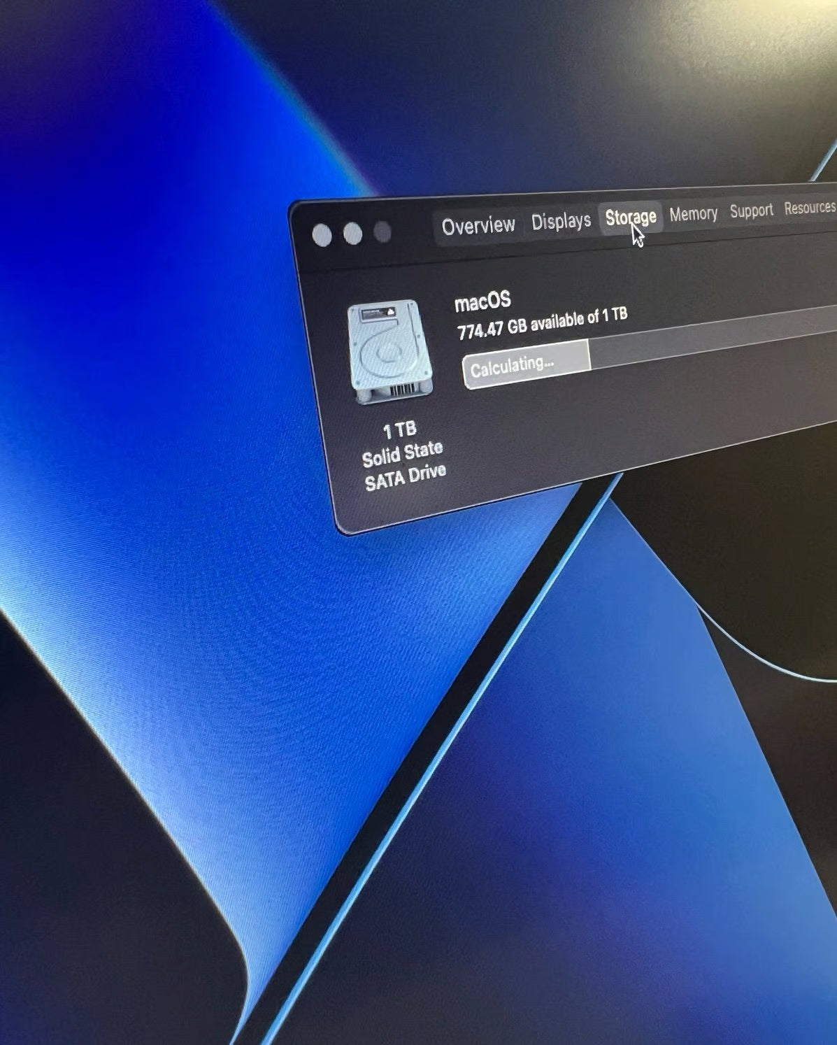 Upgraded Apple MacBook Pro 17鈥?i7/16GB/1TB SSD + Charger & Loaded! 2R18