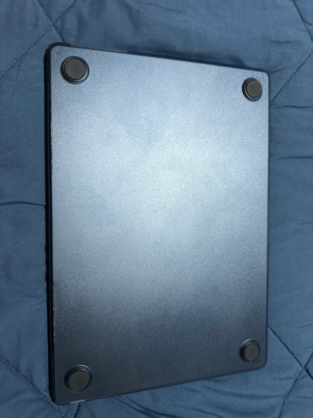 15 inch MacBook Air M2 1A83