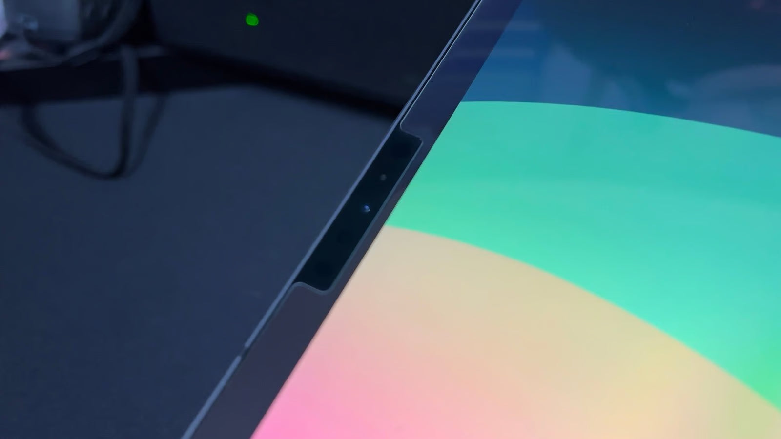 Apple iPad Pro 12.9 4th Generation 1 TB in Space Gray 2V32