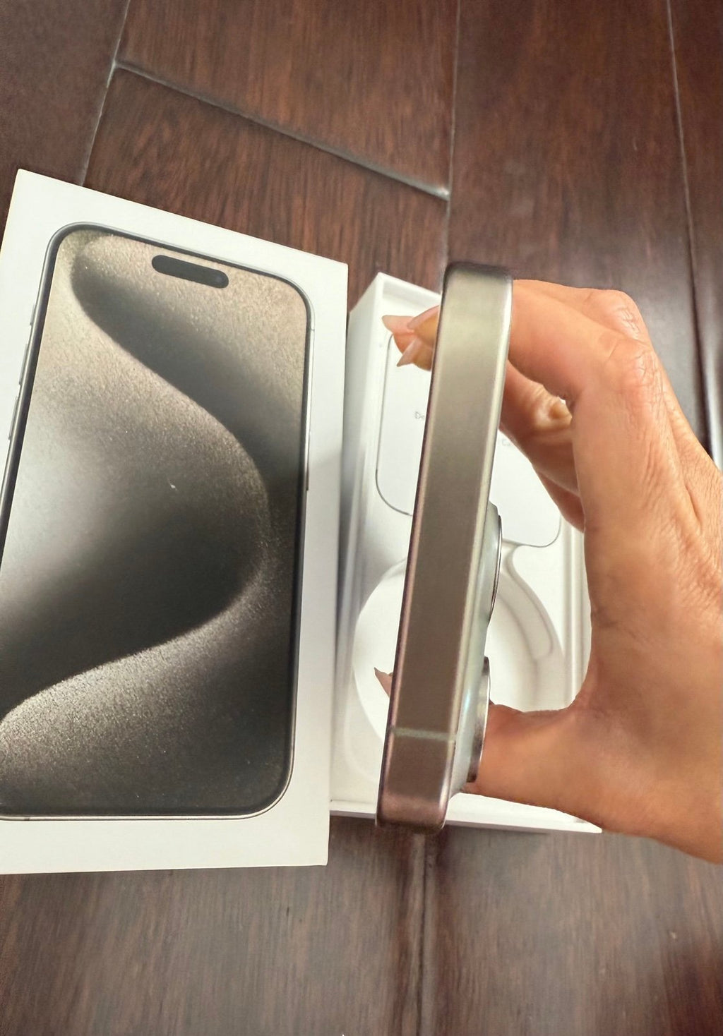 iPhone 15 pro unlocked 128GB 7F18