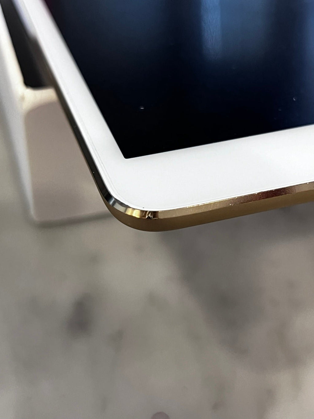 iPad Pro 10.5-inch 512GB Wi-Fi+Cellular Gold 7T63