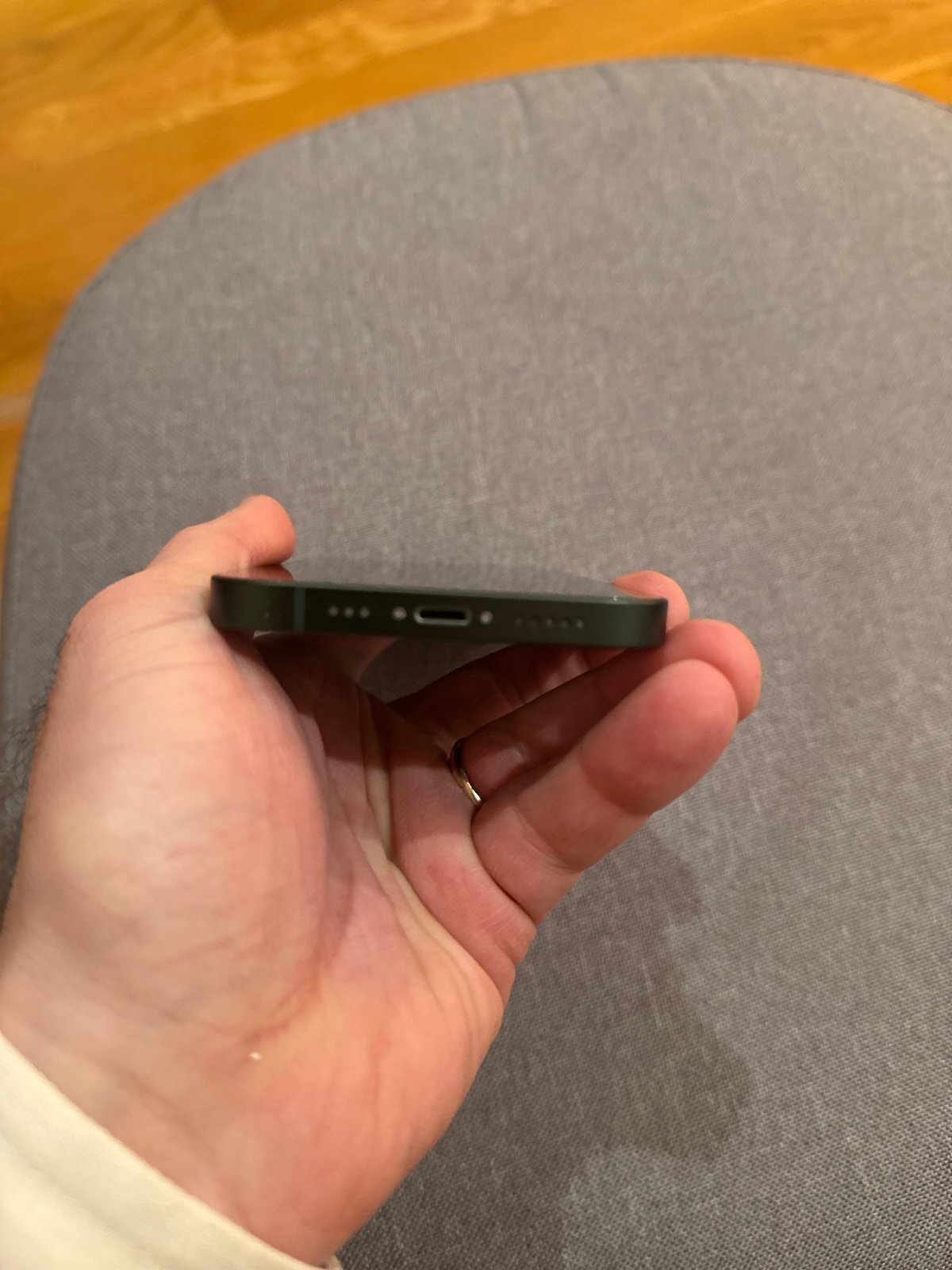 iPhone 13 128gb GREEN UNLOCKED 3V15