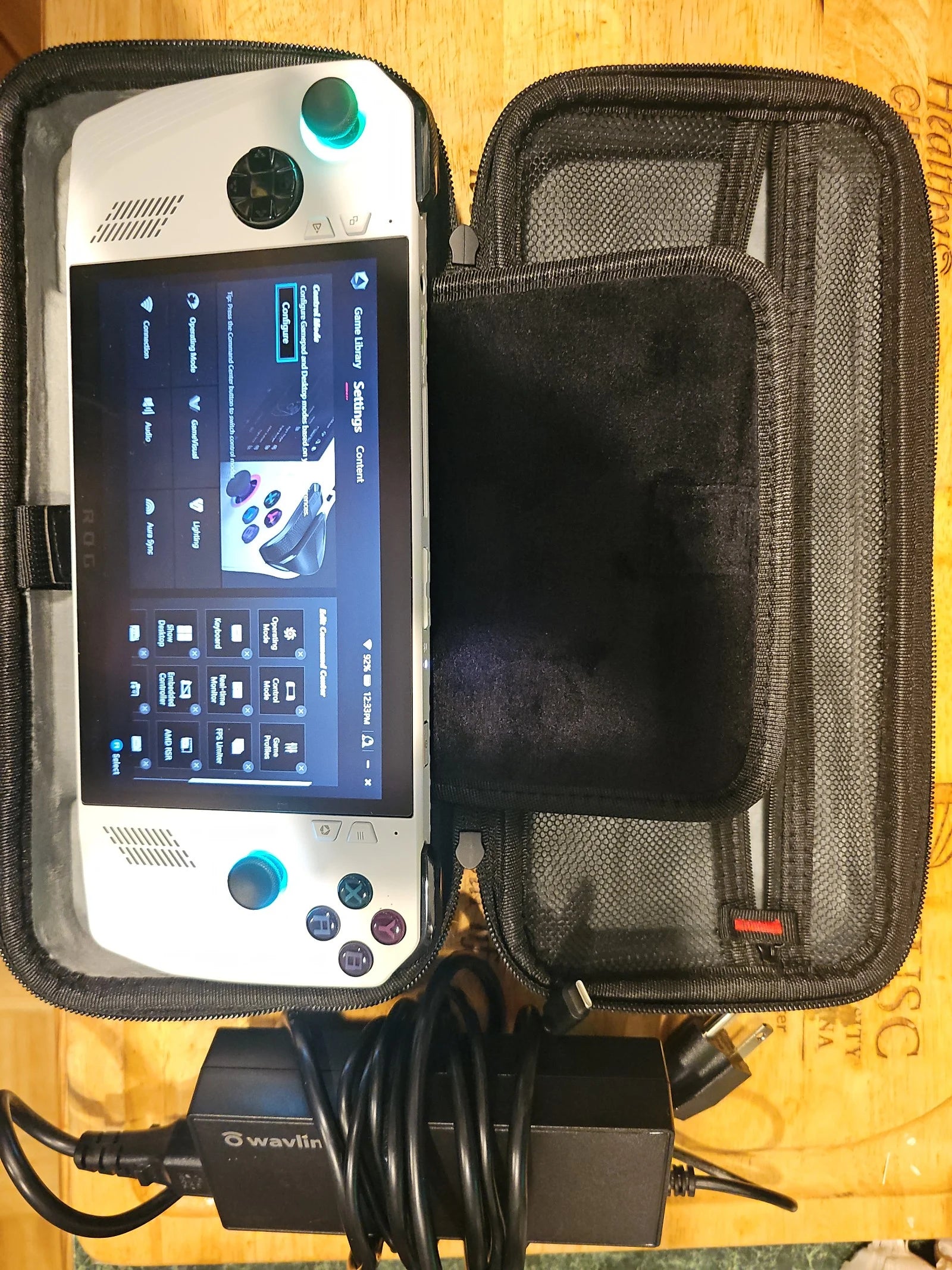 ASUS rog ally z1 extreme 7M73