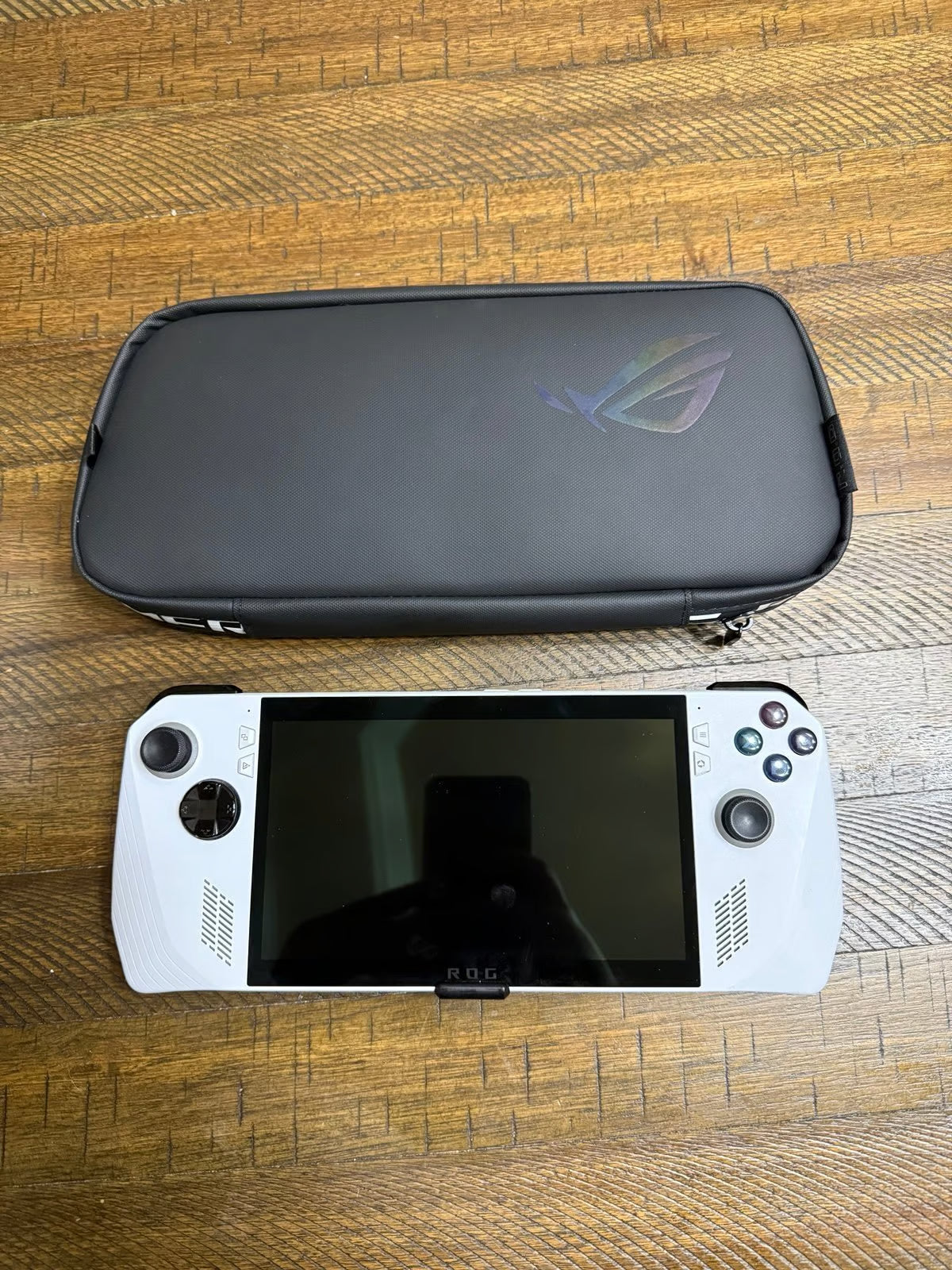 ASUS ROG AlLY Z1 Extreme 4TB 9M61