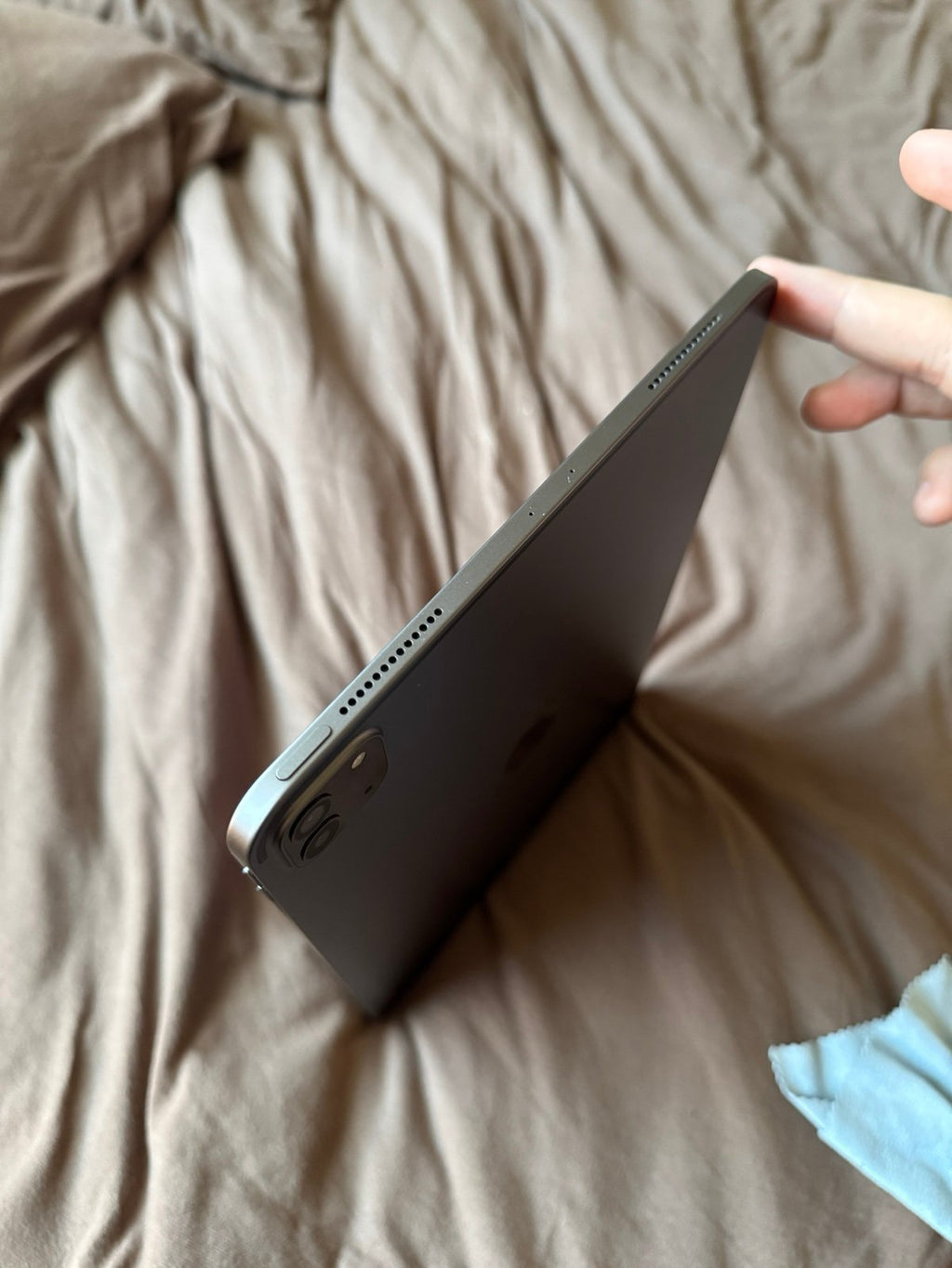 Apple iPad Pro 11�?2nd Gen 9J69