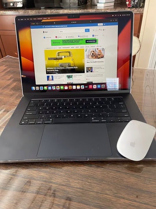 Apple 2023 MacBook Air Laptop 6H75