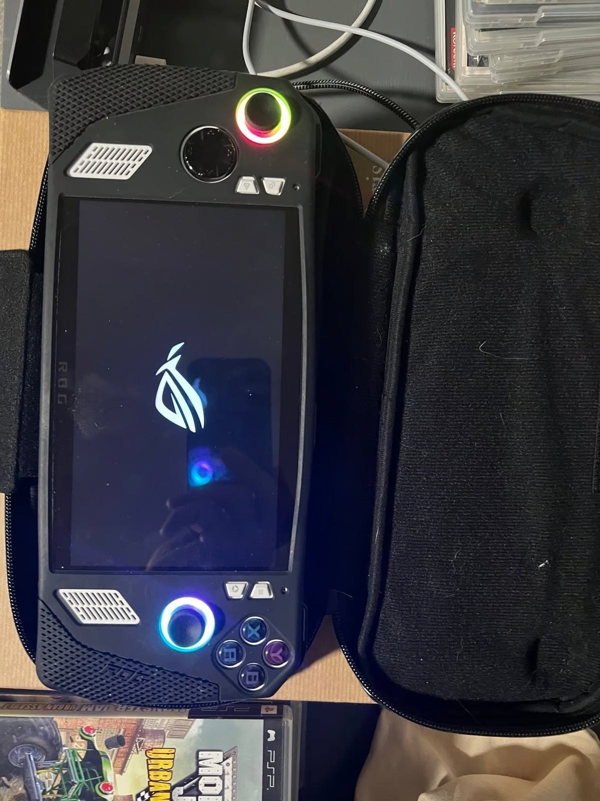 ASUS rog ally z1 extreme 6L56