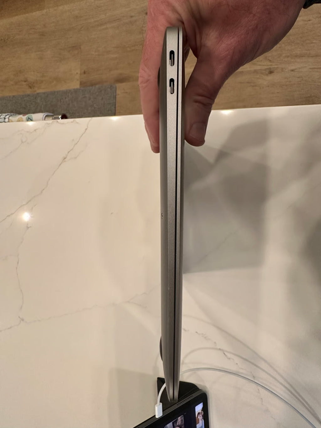 Apple Macbook Air 13in.  M1 3.2 GHz  512GB SSD 5D65