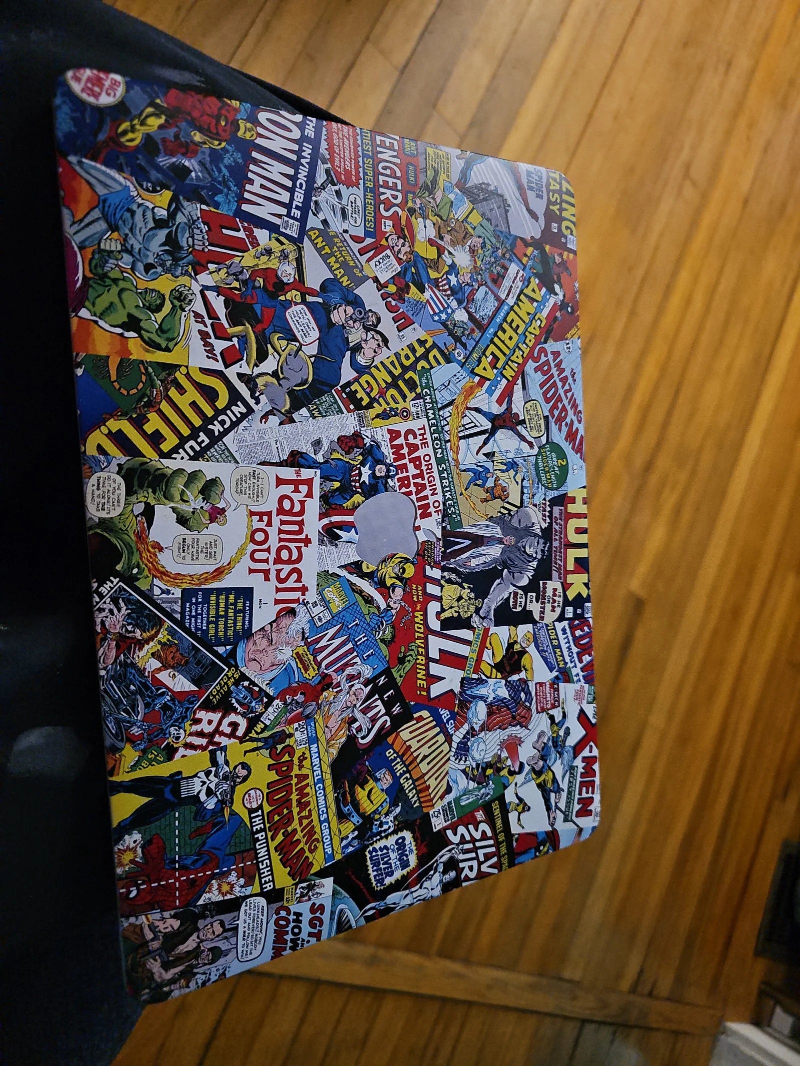 Apple Macbook Pro A2338 13in **many extras** 2E56