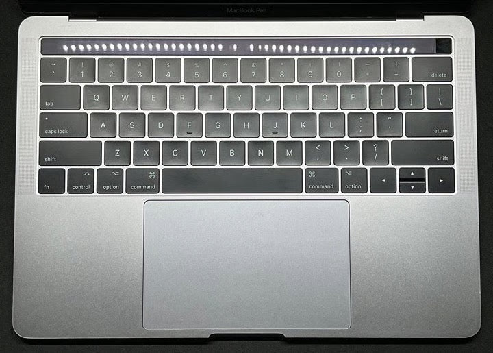 2017 Apple MacBook Pro 13 inch Laptop (Space Gray/3.1GHz/8GB/256/Touch Bar) 1Q38