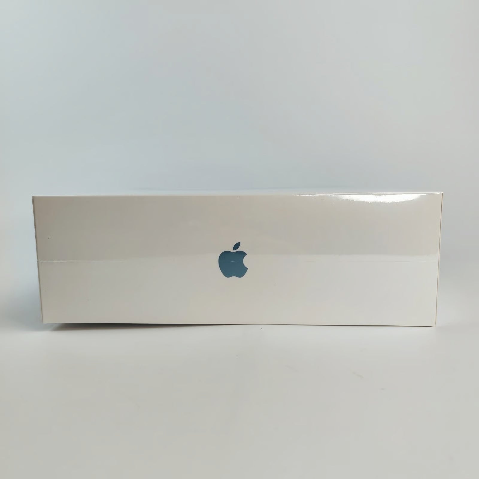 Apple AirPods Max Over Ear Wireless Headphone Sky Blue (NEW- SEALED) 1A89