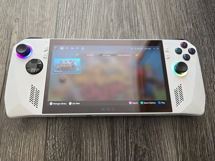 ASUS ROG Ally 7"" 120Hz FHD 1080p Gaming Handheld AMD Ryzen Z1 Extreme w/ extras 2F79