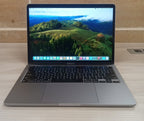 MacBook pro 2020 m1 chip 256gb SSD 8gb ram 6F18