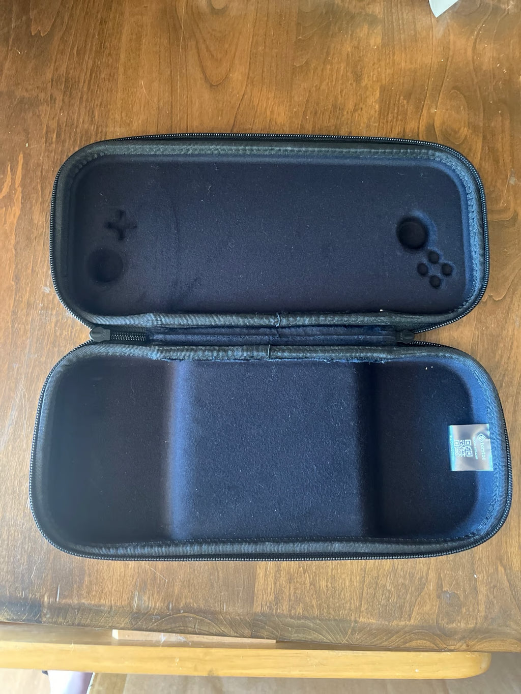 ASUS rog ally z1 extreme (1TB Storage) 5Y56