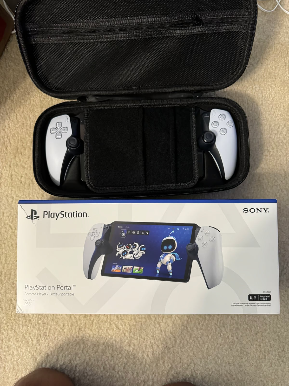 PlayStation Portal with carrying case 6J88