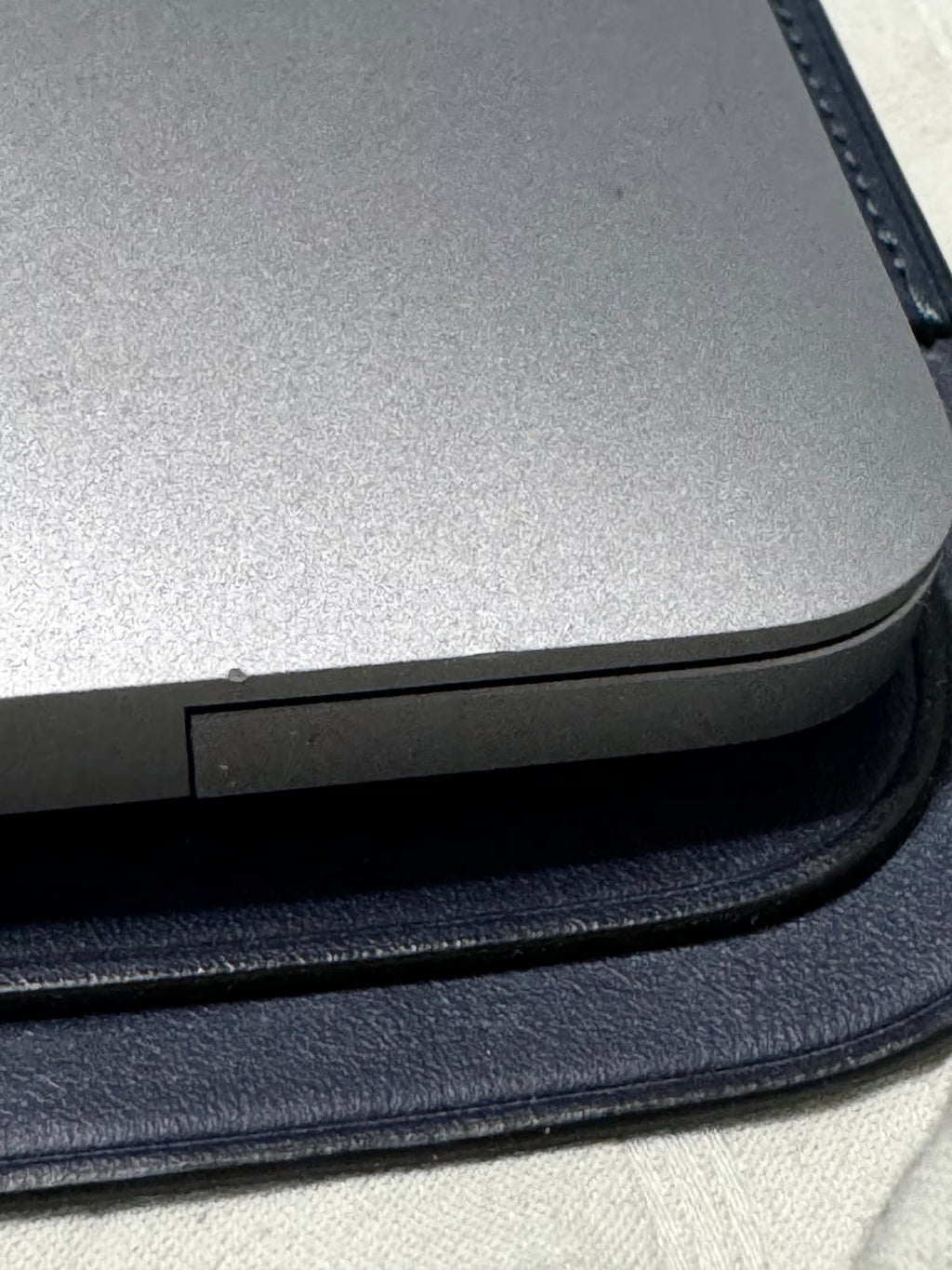 MacBook Pro M1 13 inch 16GB RAM/1TB SSD 8E71