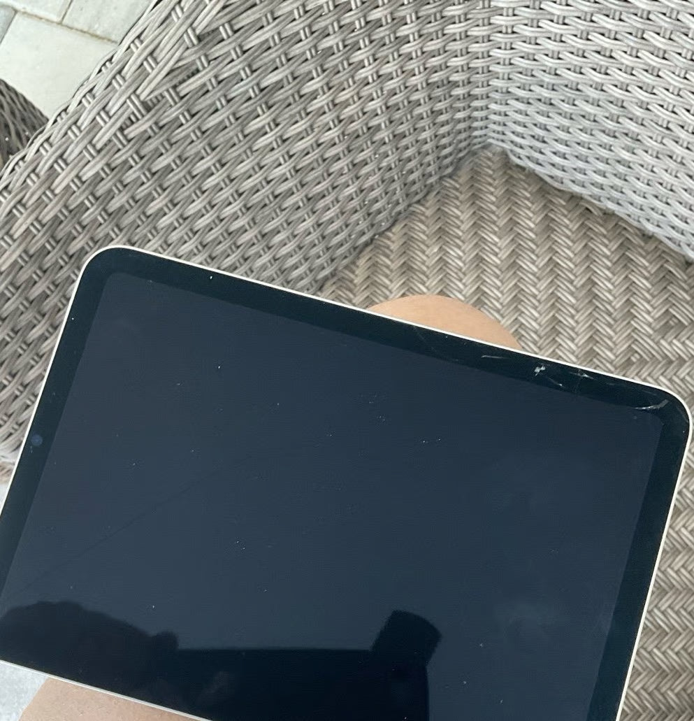 Apple iPad Mini 6th Generation 64 GB in Starlight 5J61