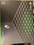 Xbox one series x w/extras 1C87