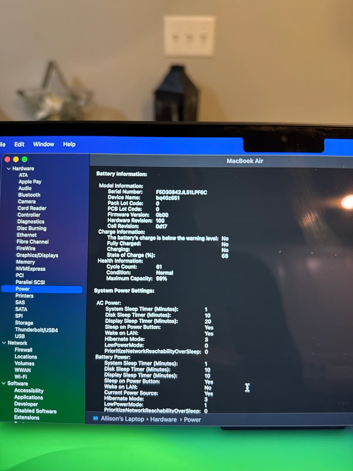 MacBook Air M2 15 inch in Midnight 256gb 8C89