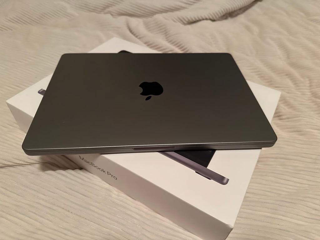 MacBook Pro M3 2023 2P21