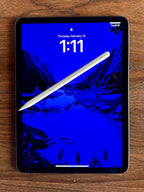 iPad Air 4th Generation (64GB) + Apple Pencil (2nd Gen) + Accessories �?Like New 8H35