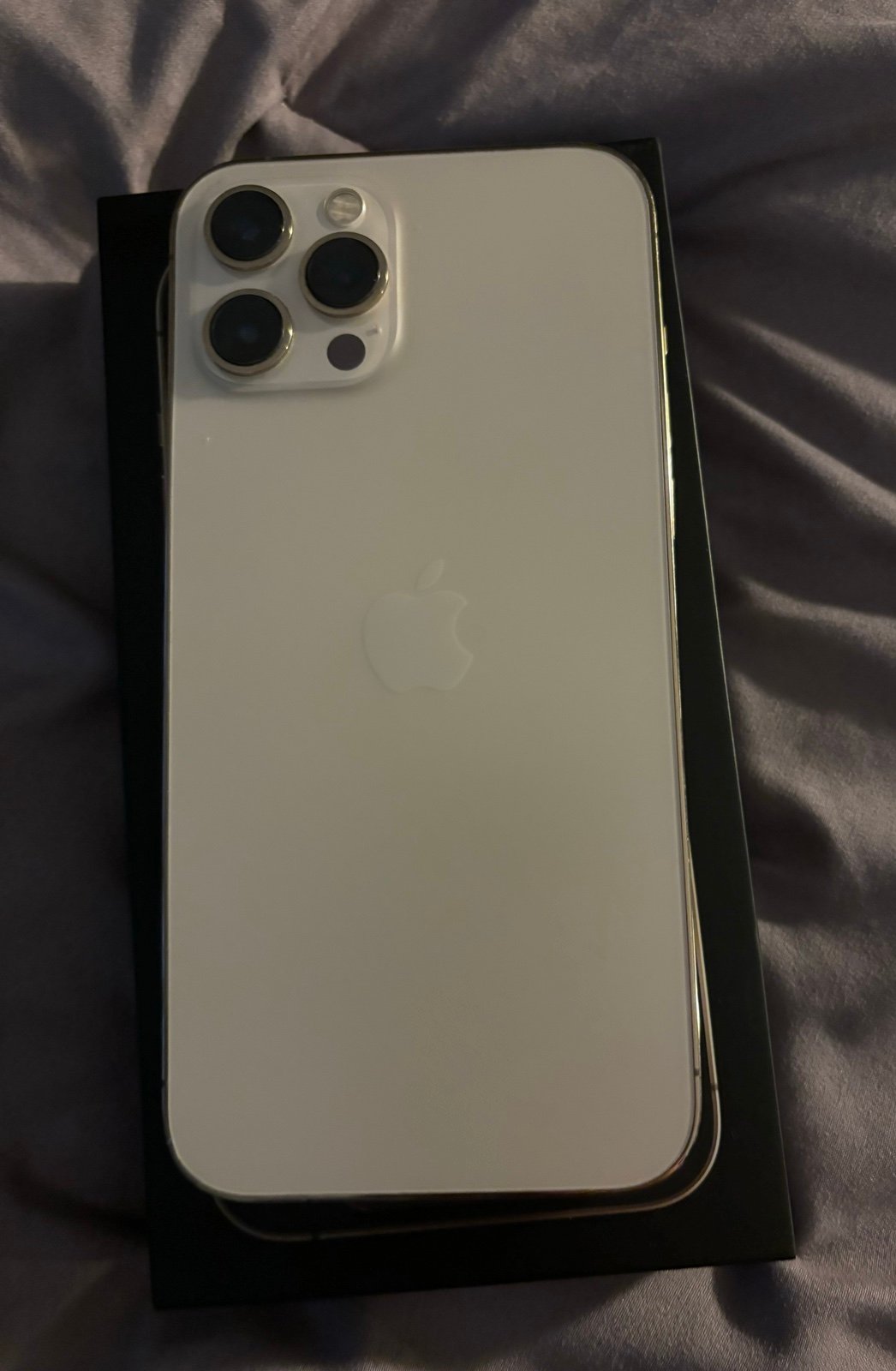 Apple iPhone 12 Pro Max Gold 128GB 8W51