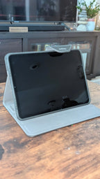 iPad Air 4th Generation 256GB Wi-Fi + Cellular Green 10.9"" with Targus case 5H16