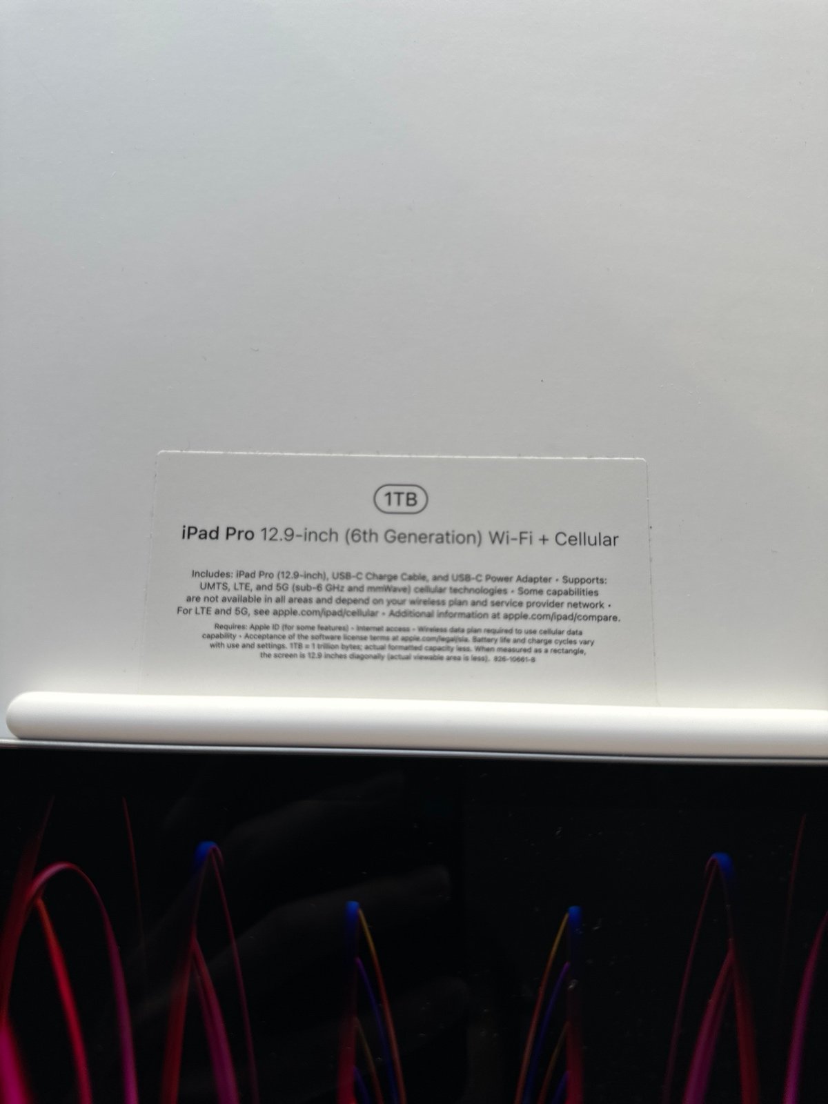 Apple M2 iPad Pro 12.9�?6th Generation 1 TB in Space Gray + Pencil + Case 1H39