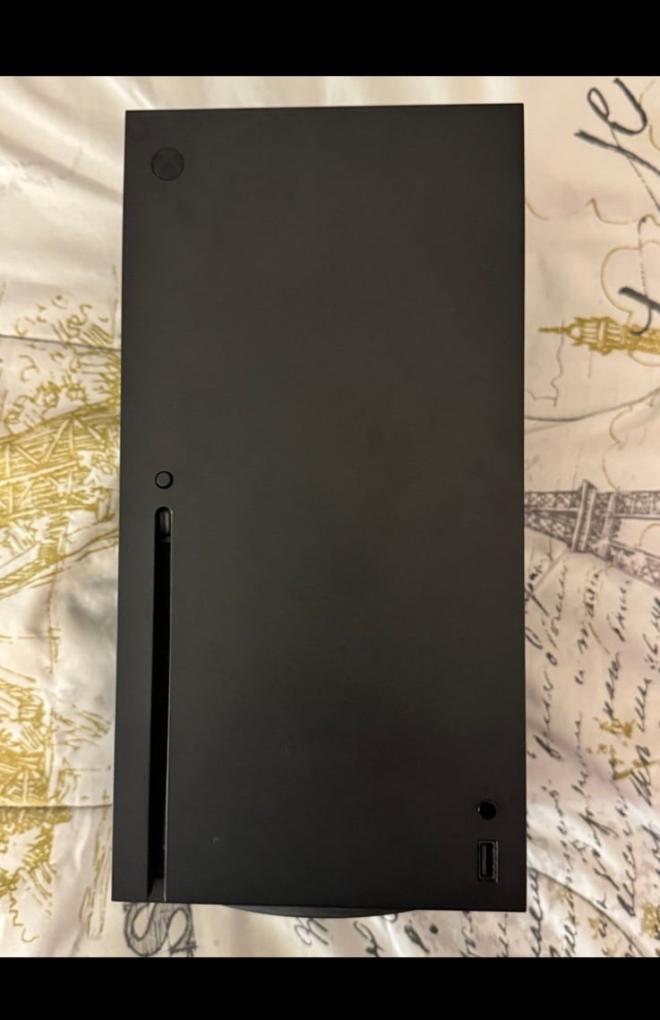 Like New Xbox Series X 1tb 7Q89