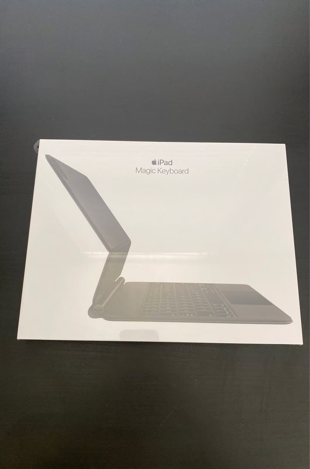 Apple iPad Air 5th Gen & Ipad Magic Keyboard 8Y62
