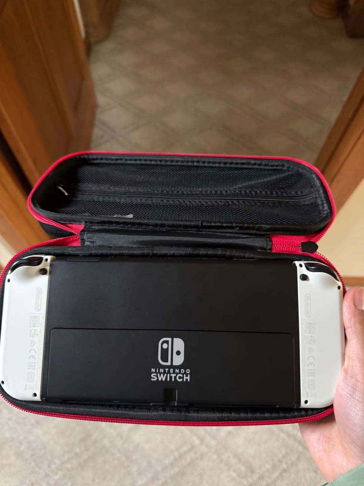 Nintendo Switch OLED console 1O29