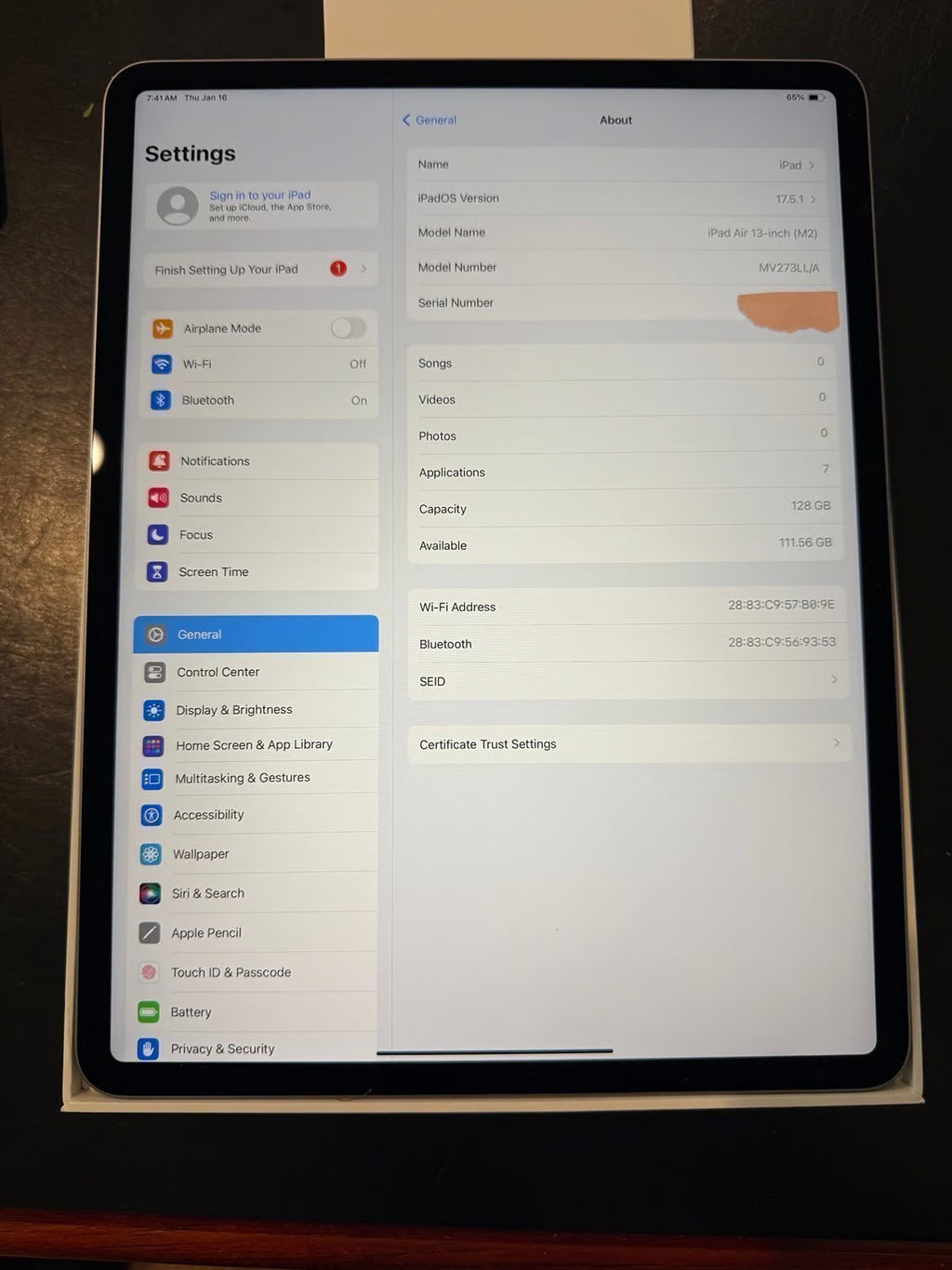 Apple iPad Air 13�?M2 128GB BUNDLE MAGIC KEYBOARD APPLE PENCIL 7G36