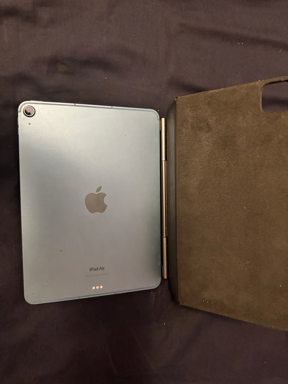 Apple iPad Air 5th Generation 64 GB 1P32