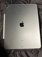 iPad Pro 12.9 in 3rd gen 256gb Bundle 5Z93