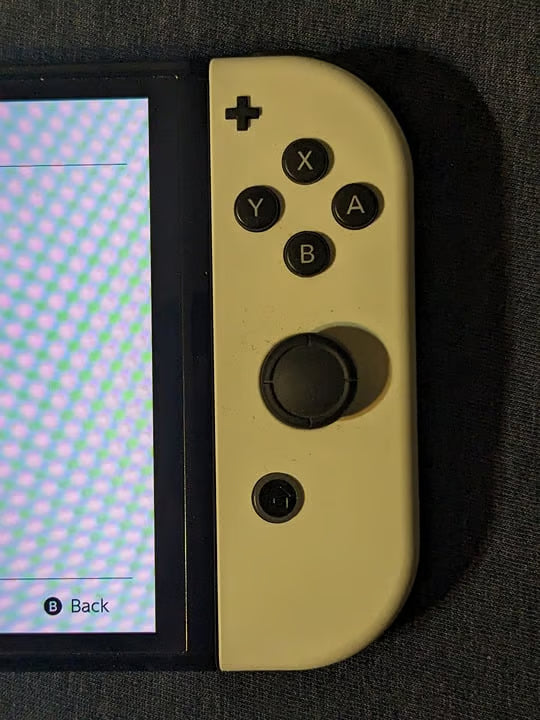 Nintendo Switch OLED White - Excellent condition 6S36